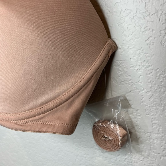 D09.5 Va Bien Womens Ultra-Lift Strapless Bra Style-1506 40D - Picture 3 of 7